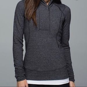 Lululemon Herringbone Think Fast Pullover, size 8
